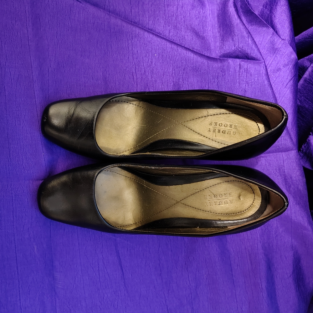 Audrey Brooke Black Women's Heels